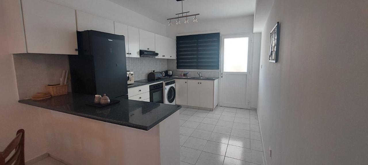 Spacious 2 Bedroom Apartment Peyia Dış mekan fotoğraf