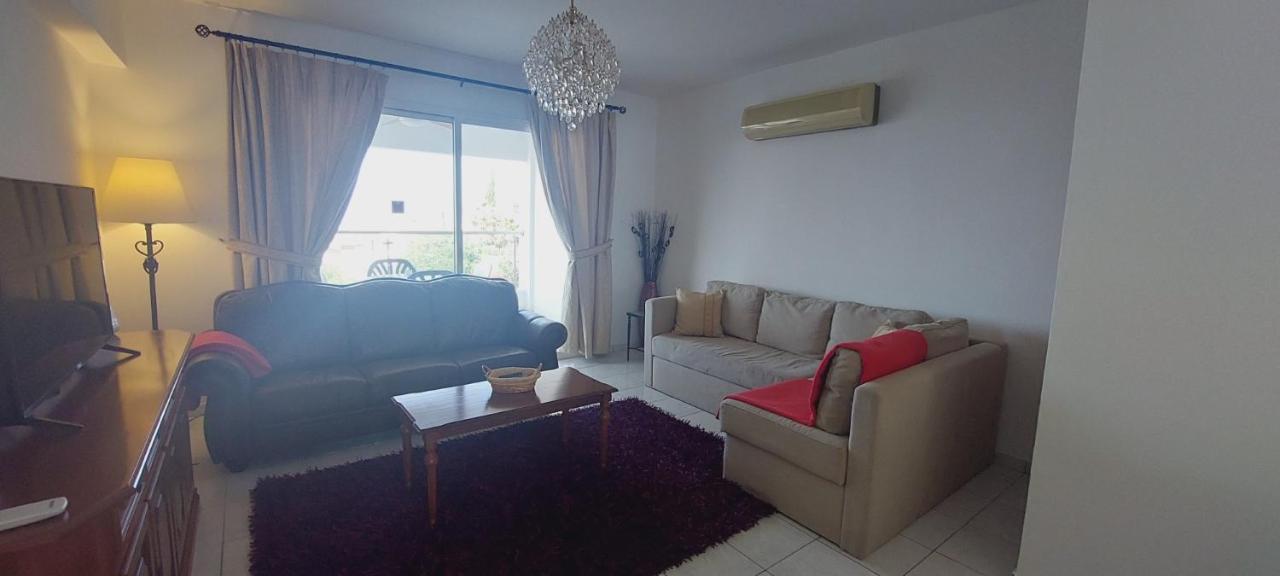 Spacious 2 Bedroom Apartment Peyia Dış mekan fotoğraf